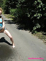 16 pictures - Teeny pissing in the middle of the country road