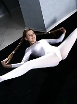 16 pictures - Extreme Nude Gymnastics