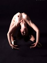 16 pictures - Extreme Nude Gymnastics