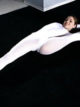16 pictures - Extreme Nude Gymnastics
